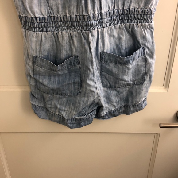Chambray romper worn once in new condition. - Picture 4 of 5